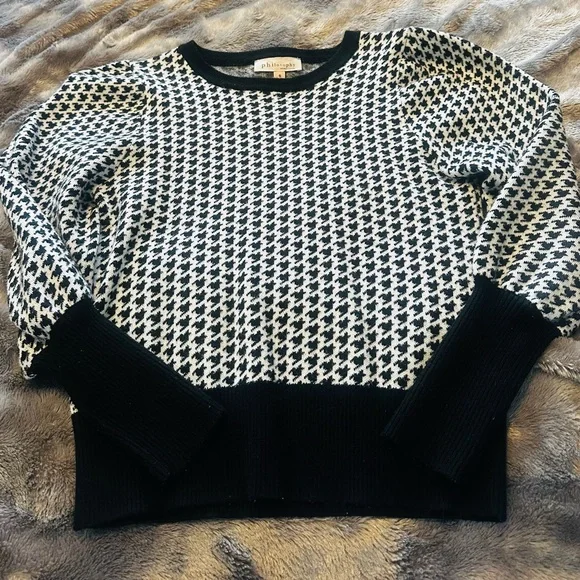 Philosophy Monochrome Houndstooth Knit Top - Picture 3 of 8